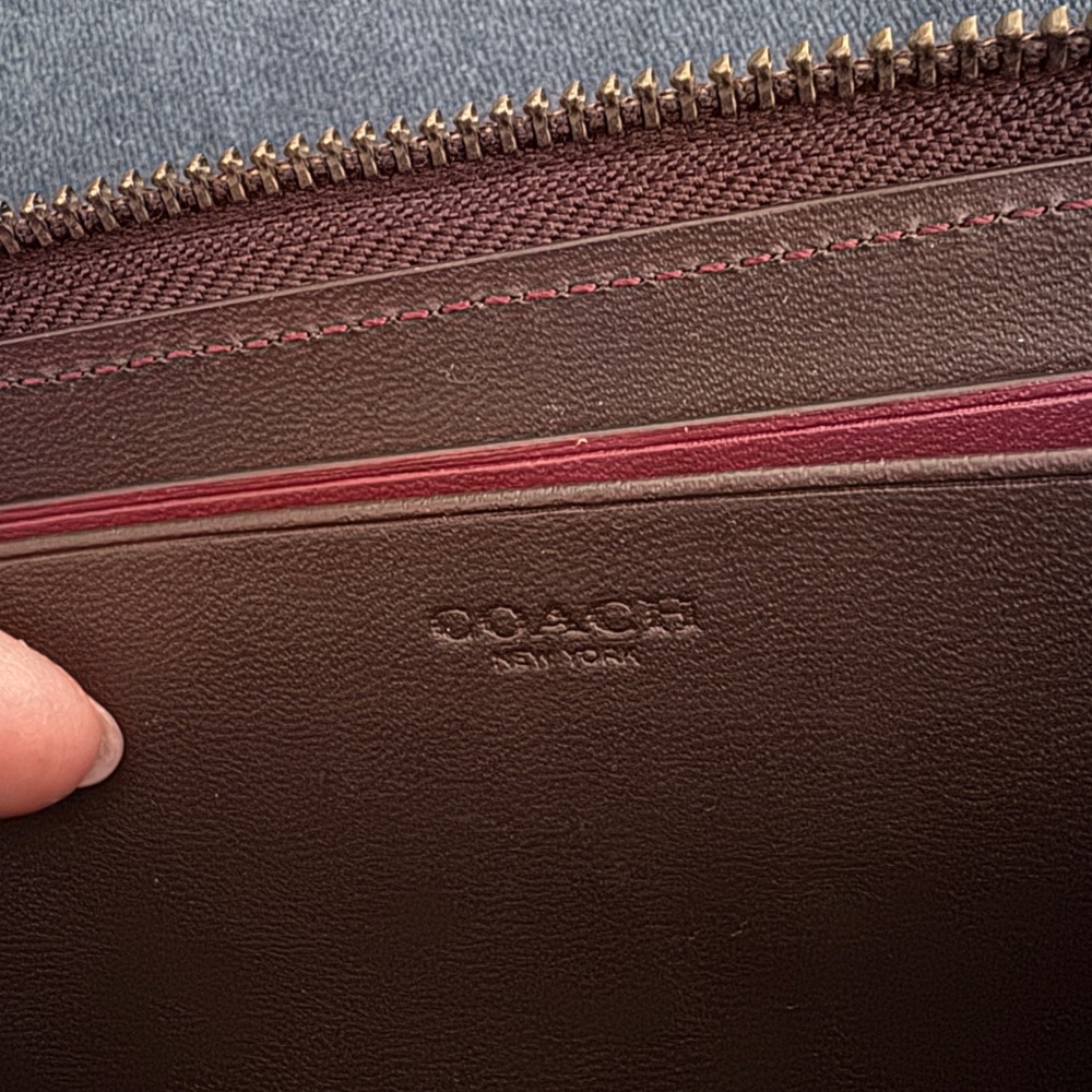 COACH New York Slim Wallet in Burgundy Color - Picture 8 of 10